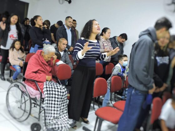 11 anos de Visão em Cristo foto de comemoração